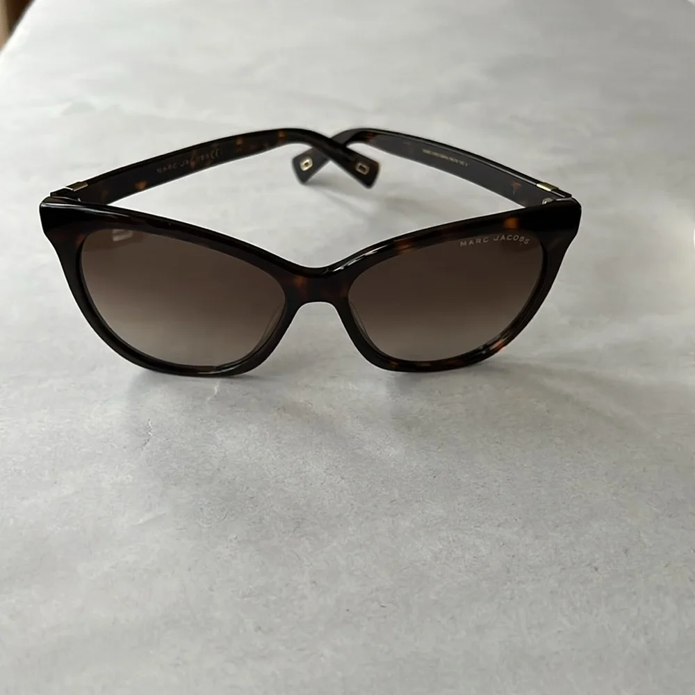 Marc Jacobs Women's 336/S Cat Eye Sunglasses, 56mm, 16mm. Tortoiseshell. 145V - Picture 2 of 5